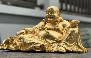Tượng Phật Di Lạc bằng đồng dát vàng